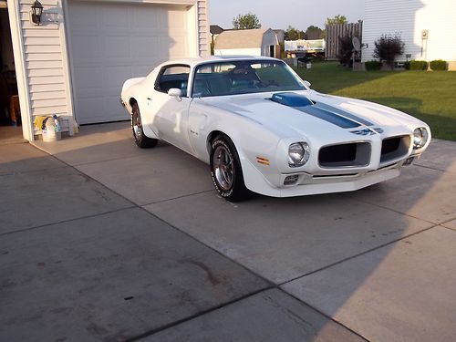 The cleanest 70 trans am  ram air 3 4sp polar white has ram air 4 cam like new