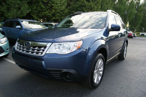 2011 subaru forester 2.5x premium. 20k miles. very nice. non smoker. heated&amp;..