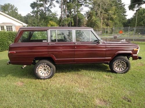 1987 jeep grand wagoneer sport utility 4-door, new paint, tires &amp; rebuilt engine