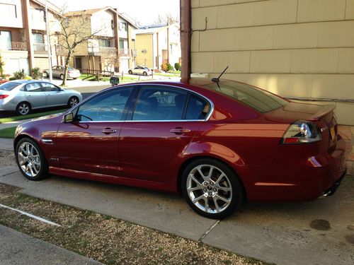 2009 Pontiac G8 GXP Sedan 4-Door 6.2L, image 2