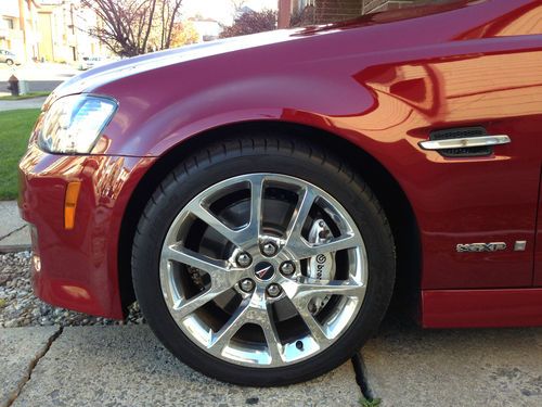 2009 Pontiac G8 GXP Sedan 4-Door 6.2L, image 3