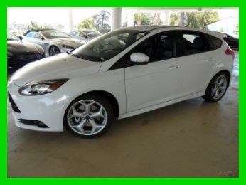 2013 ford focus st turbo manual hatchback moonroof premium heated leather seats