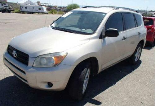 2006 Toyota RAV4 Base Sport Utility 4-Door 2.4L, image 2