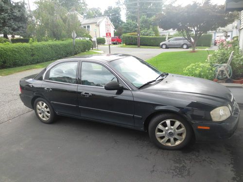 2005 kia optima lx sedan 4-door 2.7l