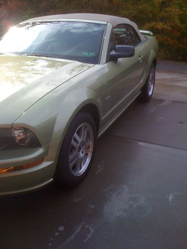 2005 mustang gt convertible premium rare legend lime