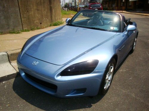 2003 honda s2000, 6 speed, convertible, 76,000 miles, 3 videos, low reserve !