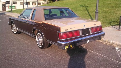 Only 35K Mercury Grand Marquis Ford LTD Crown Victoria coupe country squire 2dr, image 3