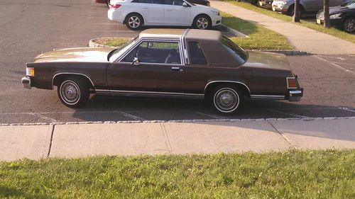 Only 35K Mercury Grand Marquis Ford LTD Crown Victoria coupe country squire 2dr, image 12