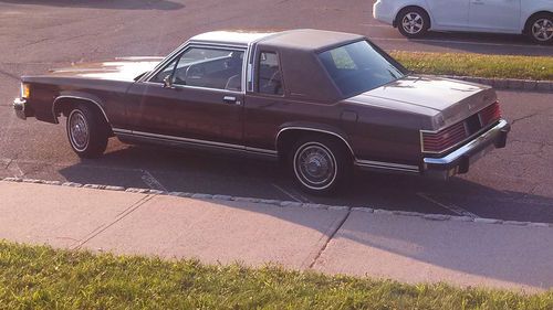Only 35K Mercury Grand Marquis Ford LTD Crown Victoria coupe country squire 2dr, image 13