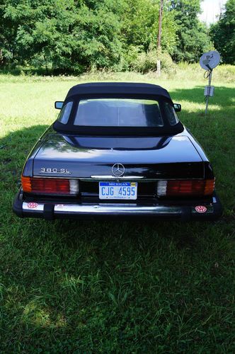 1985 Mercedes-Benz 380SL Roadster, image 2