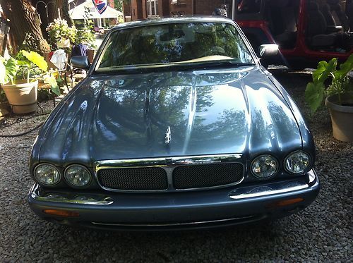 A british classic - 2003 jaguar xj8