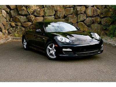 2011 porsche panamera, black on black, navi,1 owner!!