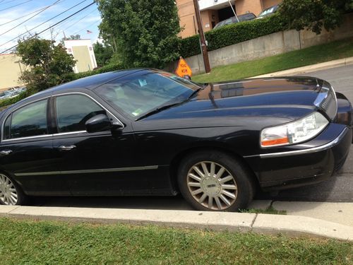 2004 lincoln town car signature sedan 4-door 4.6l