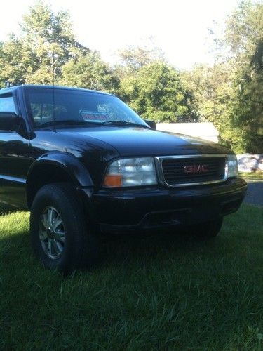 2002 gmc sonoma sl extended cab pickup 3-door 4.3l