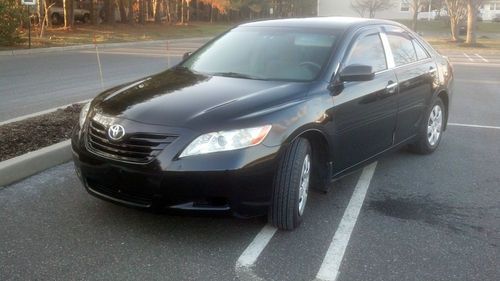 Nice toyota camry le - look!