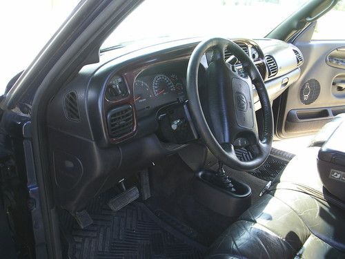 2000 Dodge Ram 1500 5 9L 4x4 LB CD Radio Leather Upholstery lot of new parts, image 16