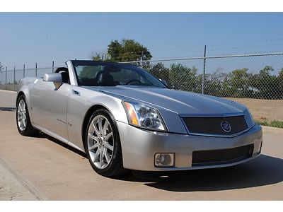 2007 cadillac xlr v supercharged convertible low miles! clean carfax