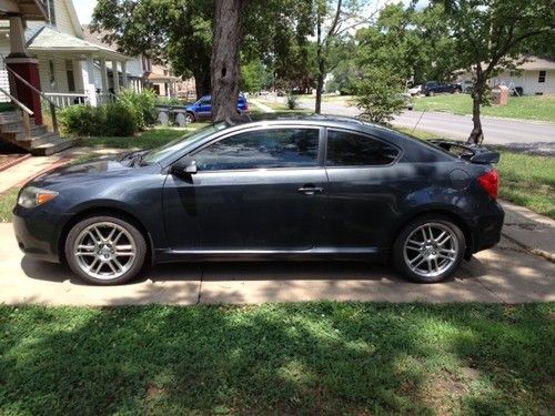 2006 scion tc base coupe 2-door 2.4l manual transmission