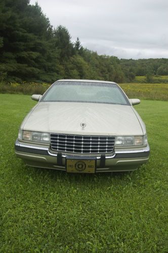 1997 cadillac seville sls sedan 4-door 4.6l