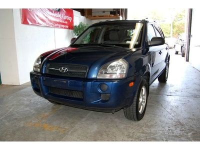 2008 hyundai tucson gls with low miles under limited warranty