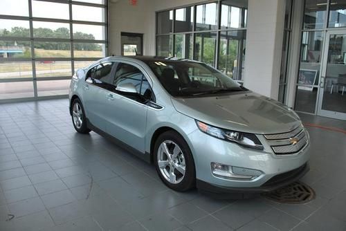 New - 2011 chevrolet volt base hatchback 4-door 1.4l