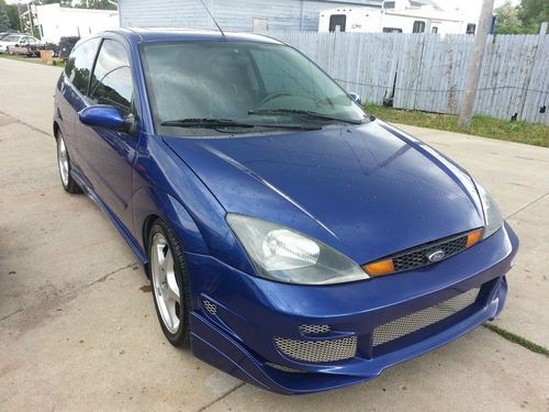 2002 ford focus svt hatchback 3-door 2.0l