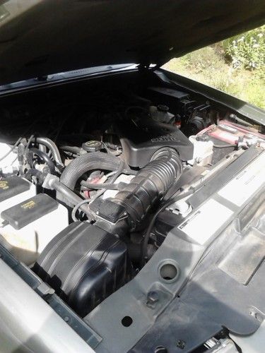 2001 ford explorer sport suv  - automatic transmission - 4wd - v6 engine - 4.0