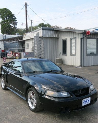 2001 ford mustang svt cobra coupe 2-door 4.6l