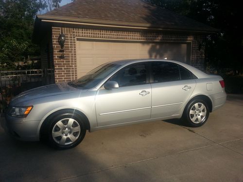 2010 hyundai sonata gls sedan 4-door 2.4l