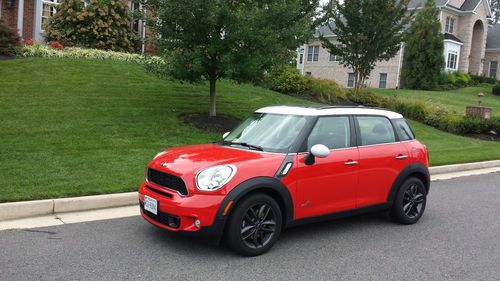 Turbo s all4, only 7k miles, mint condition, premium leather package, pure red