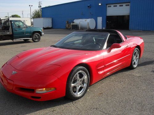 2003 chevrolet corvette 50th anniversary edition convertible 2-door 5.7l