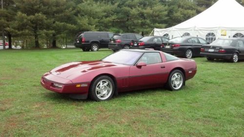 1990 corvette zr-1  lt5  two tops   25,650 miles