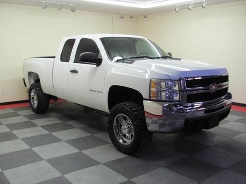 2008 chevrolet silverado 2500hd! only 3,700 miles! lifted! custom wheels!