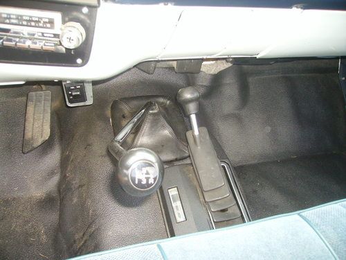 1985 Silverado 10 4X4 REAL NICE 87 Model FI V8 Engine 4 Speed Manuel Cold A/C, image 20