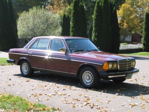 1985 Mercedes Benz 300D Turbo Diesel Excellent Condition Low Miles, image 9