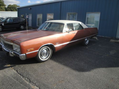 1973 Chrysler Newport  Low miles  Like Cadillac,Lincoln,etc, image 3