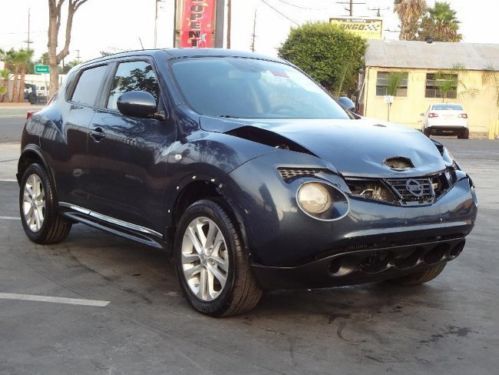 2011 nissan juke sv damaged salvage runs! economical nice color wont last!