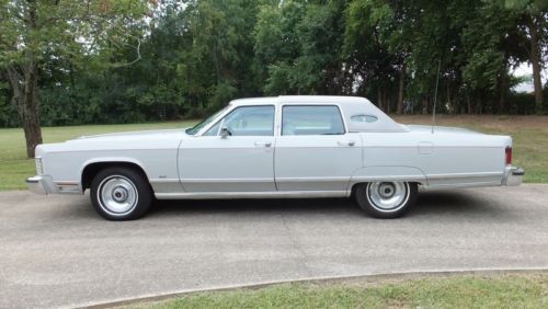 76~1976~lincoln~continental~town~car