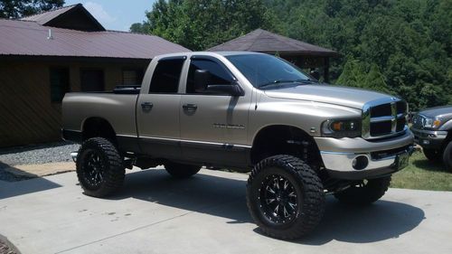 Lifted 2003 dodge ram 2500 4x4 with 5.9 cummins diesel- low miles!!