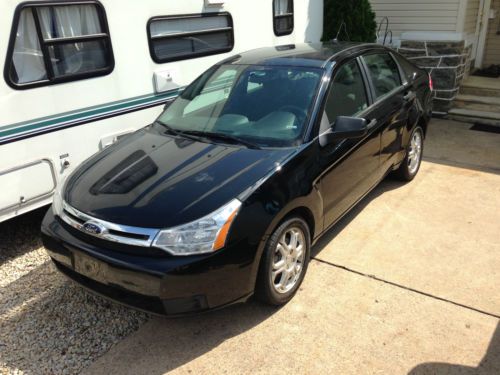 2010 Ford Focus SE Sedan 4-Door 2.0L Black Rims AUX NO RESERVE, image 3