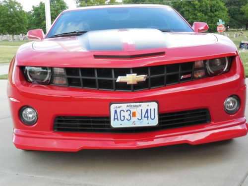 2010 Chevrolet Camaro SS Coupe 2-Door 6.2L, image 2