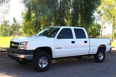 Extra clean low low miles vortec v8 crew cab 4x4 new tires bedliner 6 disc cd