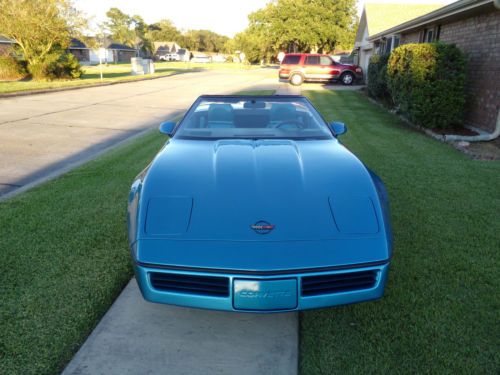 1989 Chevrolet Corvette Base Convertible 2-Door 5.7L, image 4