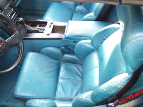 1989 Chevrolet Corvette Base Convertible 2-Door 5.7L, image 8