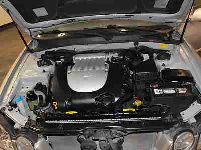 Leather Sunroof CD Infinity Audio Alloy Wheels Power Seat Cruise Control, image 10