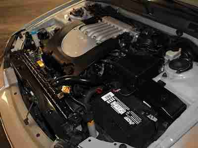 Leather Sunroof CD Infinity Audio Alloy Wheels Power Seat Cruise Control, image 11