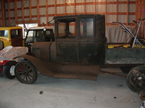 1922 model t ford with dump body