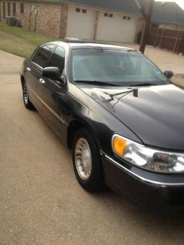 2000 Lincoln Town Car Signature Series, US $2,400.00, image 2