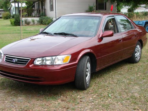 2000 toyota camry le sedan 4-door 2.2l