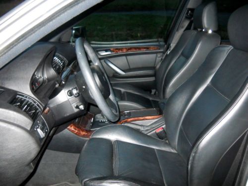 2004 BMW X5 4.4i Sport Utility 4-Door 4.4L Classic Alpine White & Black Leather, US $17,400.00, image 3